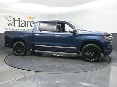 Used 2022 Chevrolet Silverado 1500 High Country AWD/4WD image 1