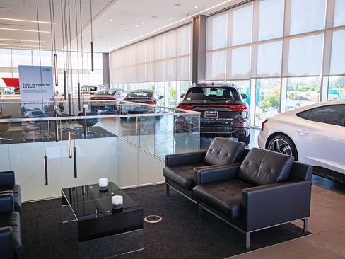 Used 2025 Audi Q3 2.0T Premium Plus w/ Premium Plus Package AWD/4WD image 33