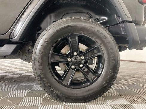 Used 2021 Jeep Wrangler Unlimited Sahara image 22