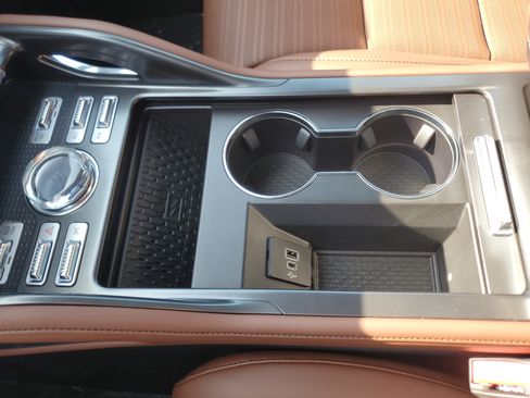 New 2026 Lincoln Nautilus Reserve AWD/4WD image 27