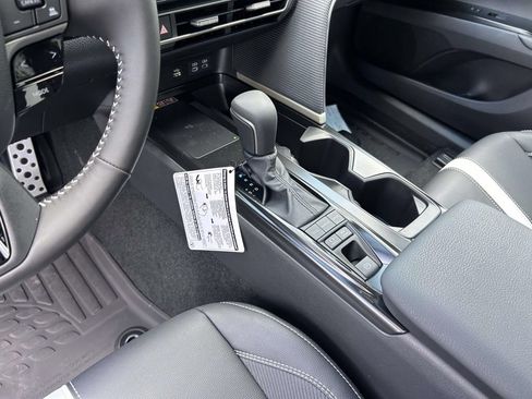 New 2026 Toyota Camry SE FWD image 19