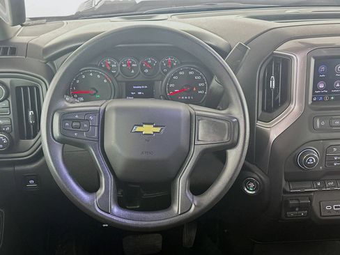 Used 2026 Chevrolet Silverado 2500 Custom w/ Custom Convenience Package AWD/4WD image 18