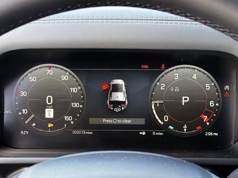 New 2026 Land Rover Defender 110 X-Dynamic SE image 29