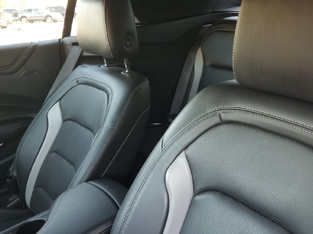 Used 2018 Chevrolet Camaro LT RWD image 12