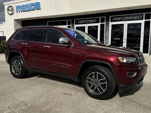 Used 2020 Jeep Grand Cherokee Limited w/ Luxury Group II image 7