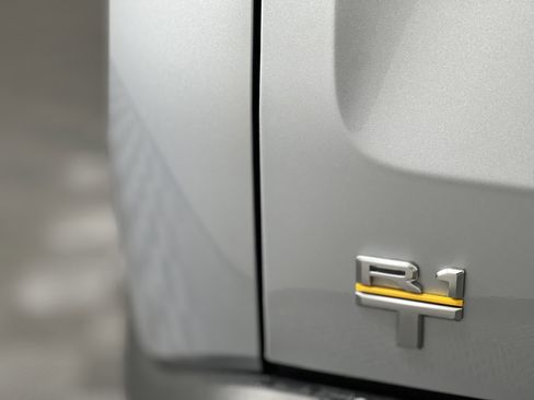 Used 2022 Rivian R1T Launch Edition image 11