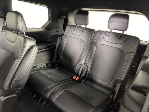 Used 2023 Jeep Grand Cherokee L Altitude AWD/4WD image 33