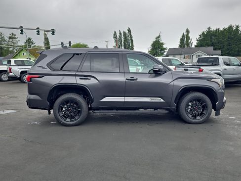 New 2026 Toyota Sequoia Platinum AWD/4WD image 7