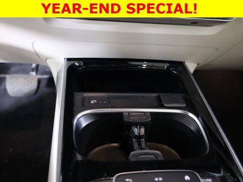 Used 2022 Mercedes-Benz GLB 250 4MATIC image 18