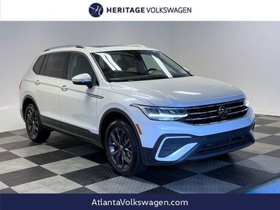 Certified 2023 Volkswagen Tiguan SE w/ Panoramic Sunroof Package