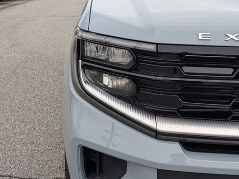 New 2025 Ford Expedition Max Platinum w/ Driver's Package image 10