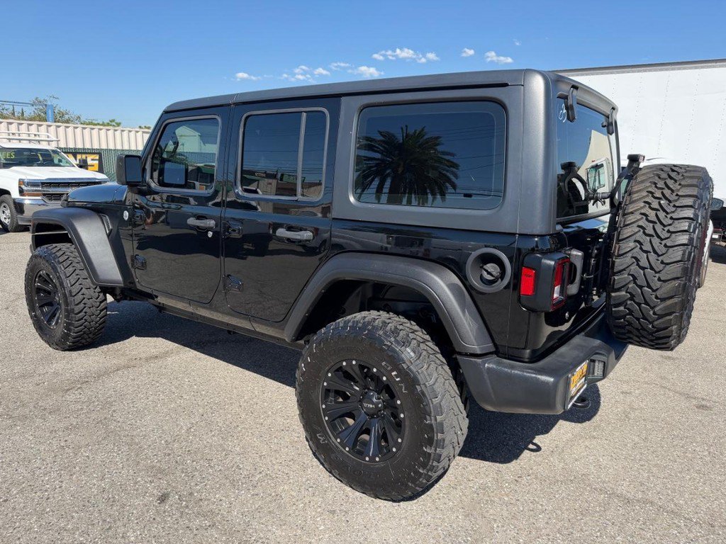 Used 2019 Jeep Wrangler Unlimited Sport AWD/4WD image 9