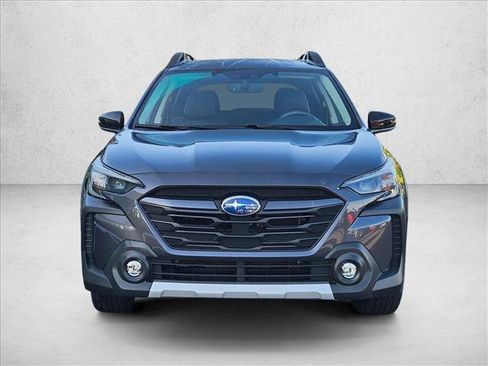 Used 2023 Subaru Outback Limited AWD/4WD image 2