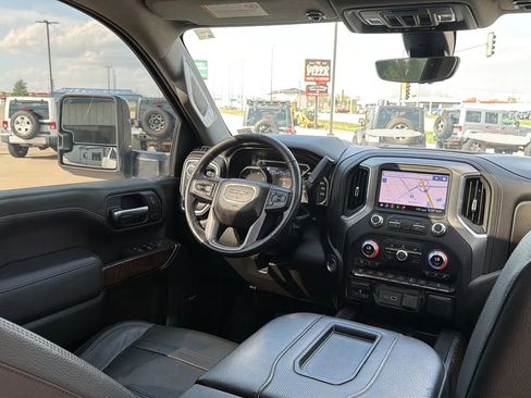 Used 2020 GMC Sierra 2500 Denali w/ Denali Ultimate Package image 89