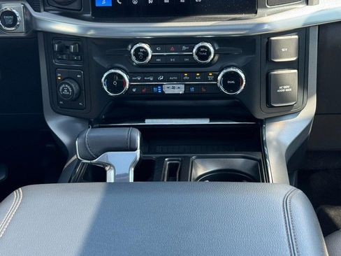 Used 2025 Ford F150 Lariat w/ Equipment Group 502A High AWD/4WD image 16