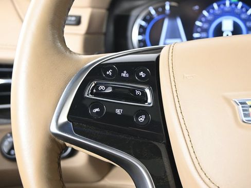 Used 2018 Cadillac Escalade Platinum AWD/4WD image 38