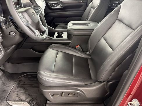 Used 2023 Chevrolet Tahoe Z71 w/ Luxury Package image 7