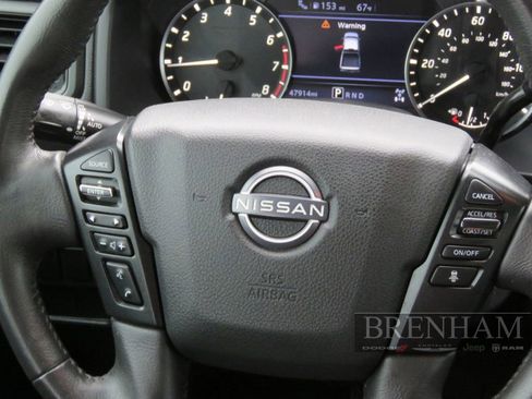 Used 2023 Nissan Titan SV w/ SV Convenience Package image 23