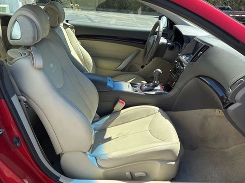 Used 2012 INFINITI G37 Convertible w/ Premium Pkg RWD image 13