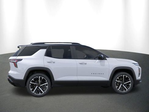 New 2026 Chevrolet Equinox RS w/ Convenience Package III FWD image 6