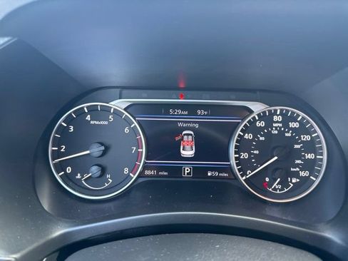 Used 2025 Nissan Sentra SV FWD image 5