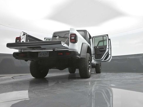 Used 2026 Jeep Gladiator Rubicon AWD/4WD image 55