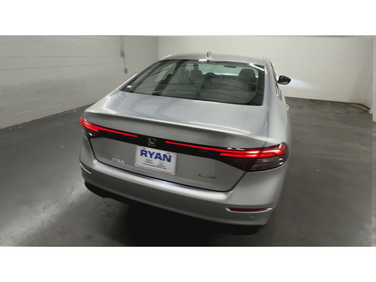 Used 2025 Honda Accord EX-L image 8