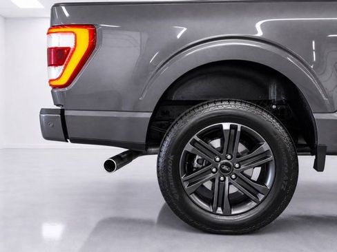 Used 2022 Ford F150 Lariat w/ Equipment Group 502A High AWD/4WD image 12