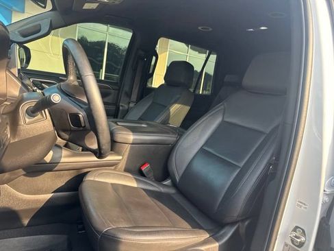 Used 2024 Chevrolet Tahoe LT AWD/4WD image 21