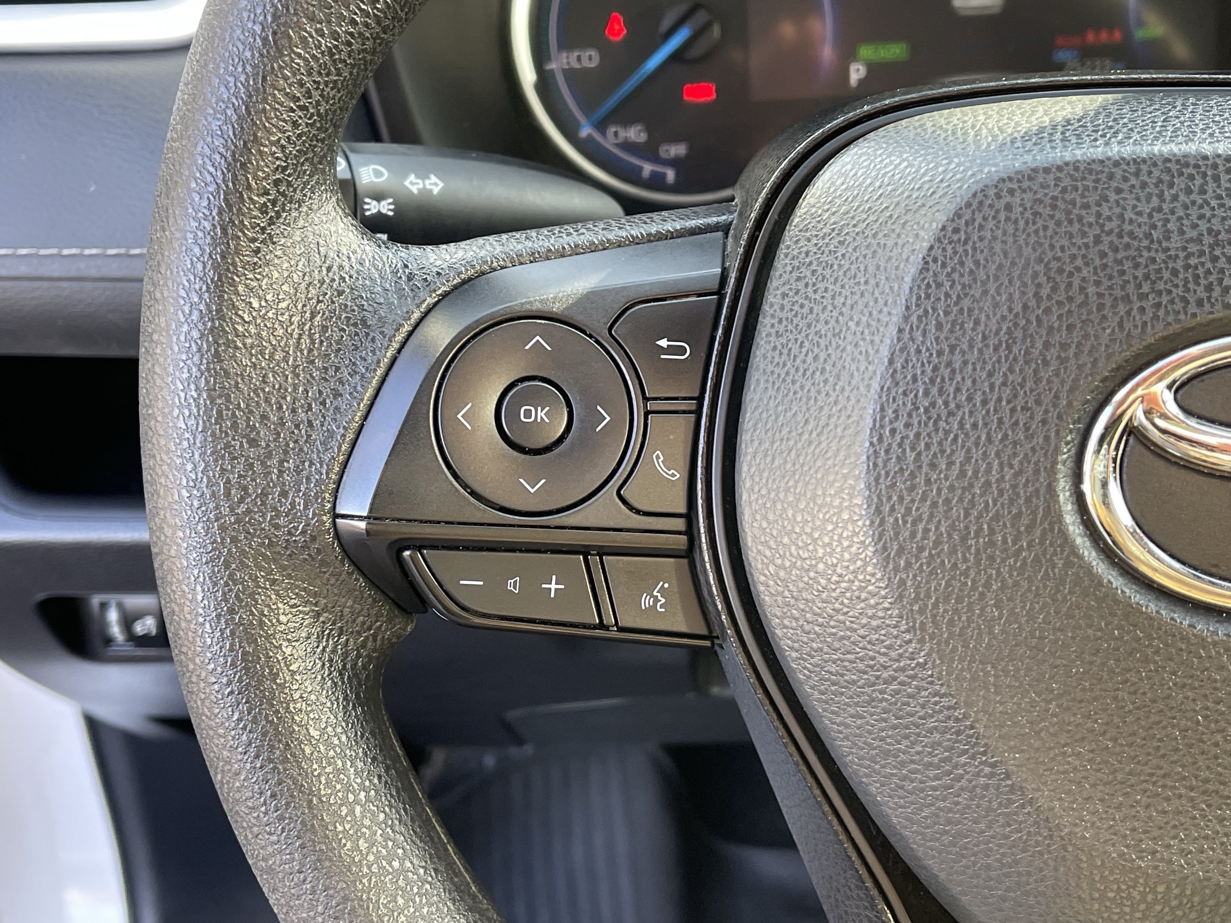 Certified 2024 Toyota RAV4 LE AWD/4WD image 19
