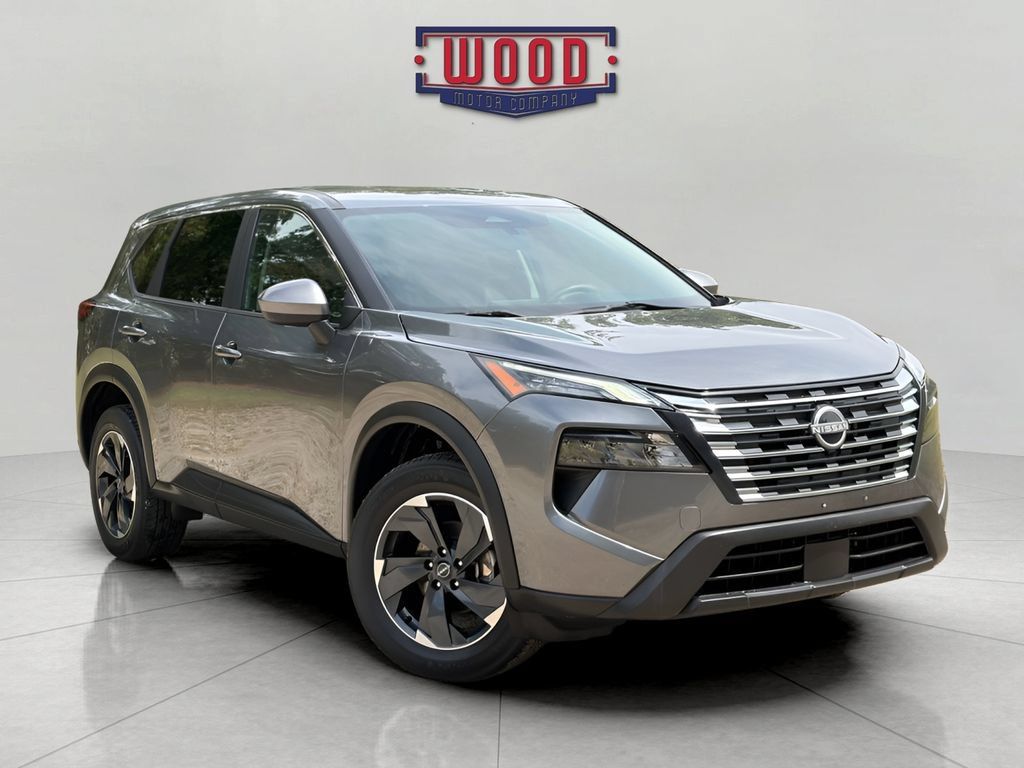 Used 2024 Nissan Rogue SV AWD/4WD image 1