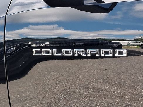 Used 2024 Chevrolet Colorado Trail Boss AWD/4WD image 29