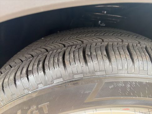 New 2026 Ford Explorer Active image 10