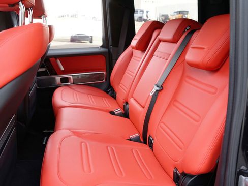 Used 2025 Mercedes-Benz G 550 image 17