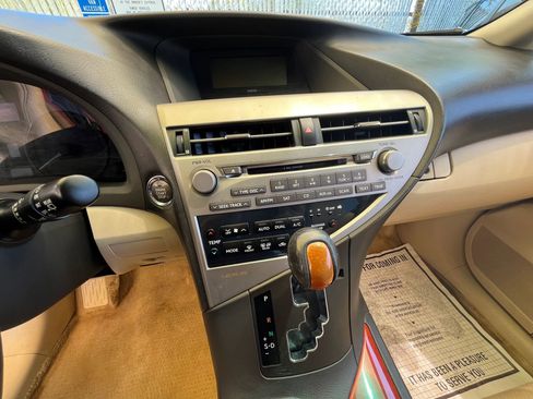 Used 2012 Lexus RX 350 RX 350 Sport Utility 4D w/ Premium Pkg image 25