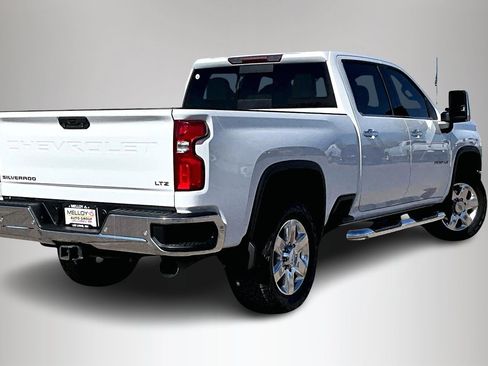 Used 2020 Chevrolet Silverado 2500 LTZ image 6