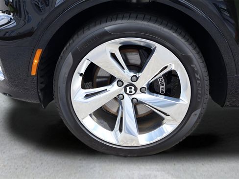 New 2025 Bentley Bentayga image 6