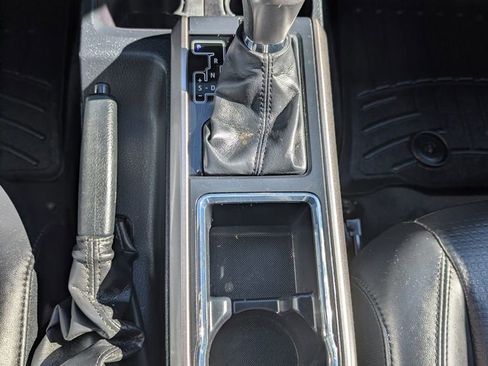 Used 2019 Toyota Tacoma Limited AWD/4WD image 25