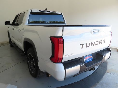 Used 2024 Toyota Tundra Limited w/ Power Package AWD/4WD image 6