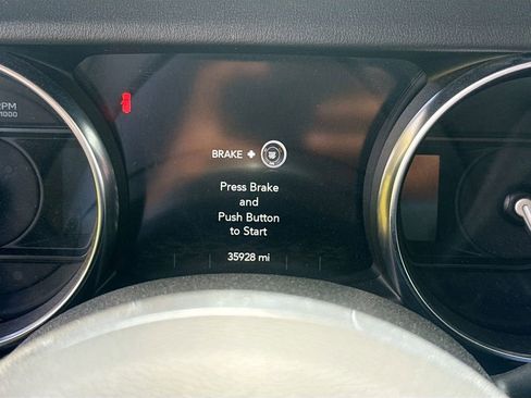 Used 2023 Jeep Wrangler Unlimited Rubicon 4xe AWD/4WD image 13