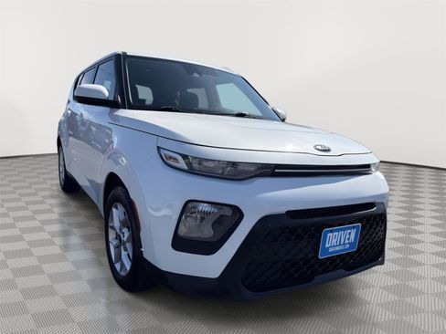 Used 2021 Kia Soul S FWD image 3
