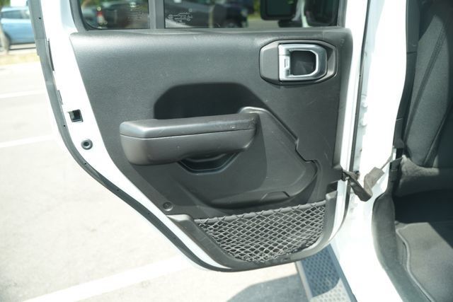 Used 2021 Jeep Wrangler Unlimited Sport AWD/4WD image 16