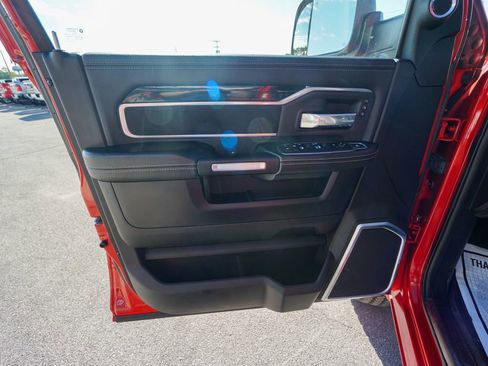 Used 2019 RAM 3500 Laramie image 16