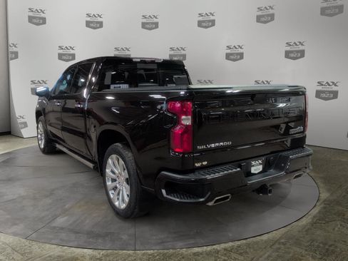 Used 2020 Chevrolet Silverado 1500 High Country w/ Technology Package AWD/4WD image 3