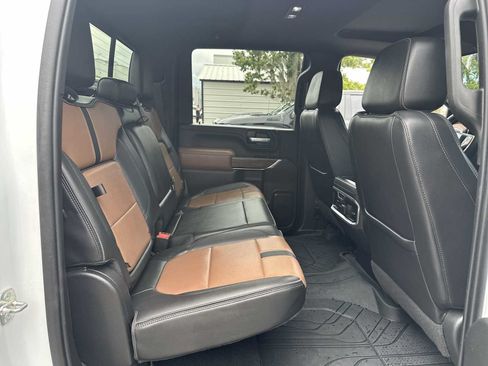 Certified 2021 Chevrolet Silverado 3500 High Country AWD/4WD image 19