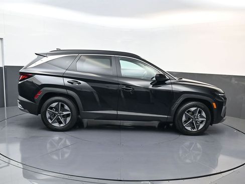 Used 2026 Hyundai Tucson SEL FWD image 3