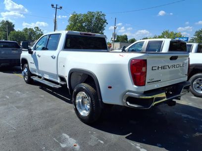 New 2026 Chevrolet Silverado 3500 LTZ w/ LTZ Convenience Package