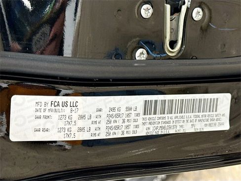 Used 2018 Jeep Cherokee Trailhawk w/ Quick Order Package 27L image 32