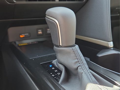 Certified 2026 Toyota Camry SE w/ Convenience Package FWD image 26