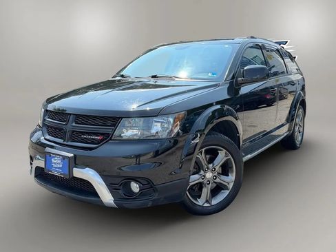 Used 2015 Dodge Journey Crossroad w/ Flexible Seating Group FWD image 1